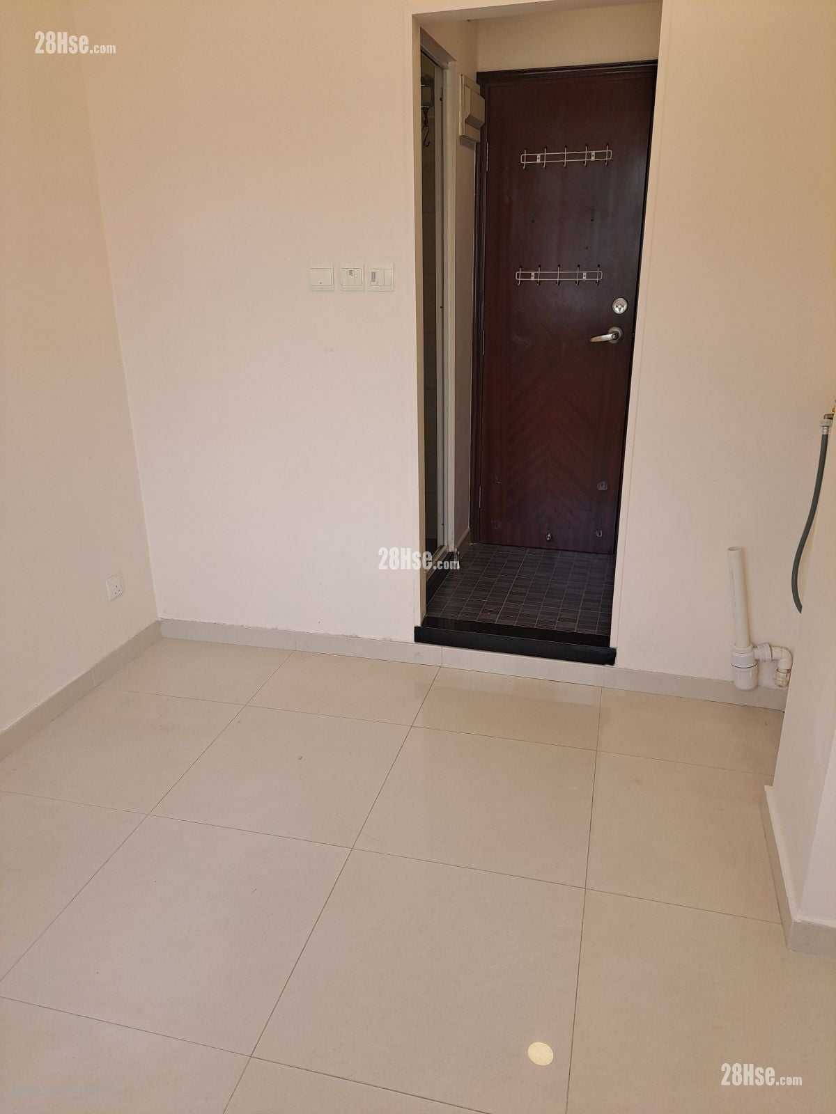 合和大廈 租盤 1 浴室 130 平方呎