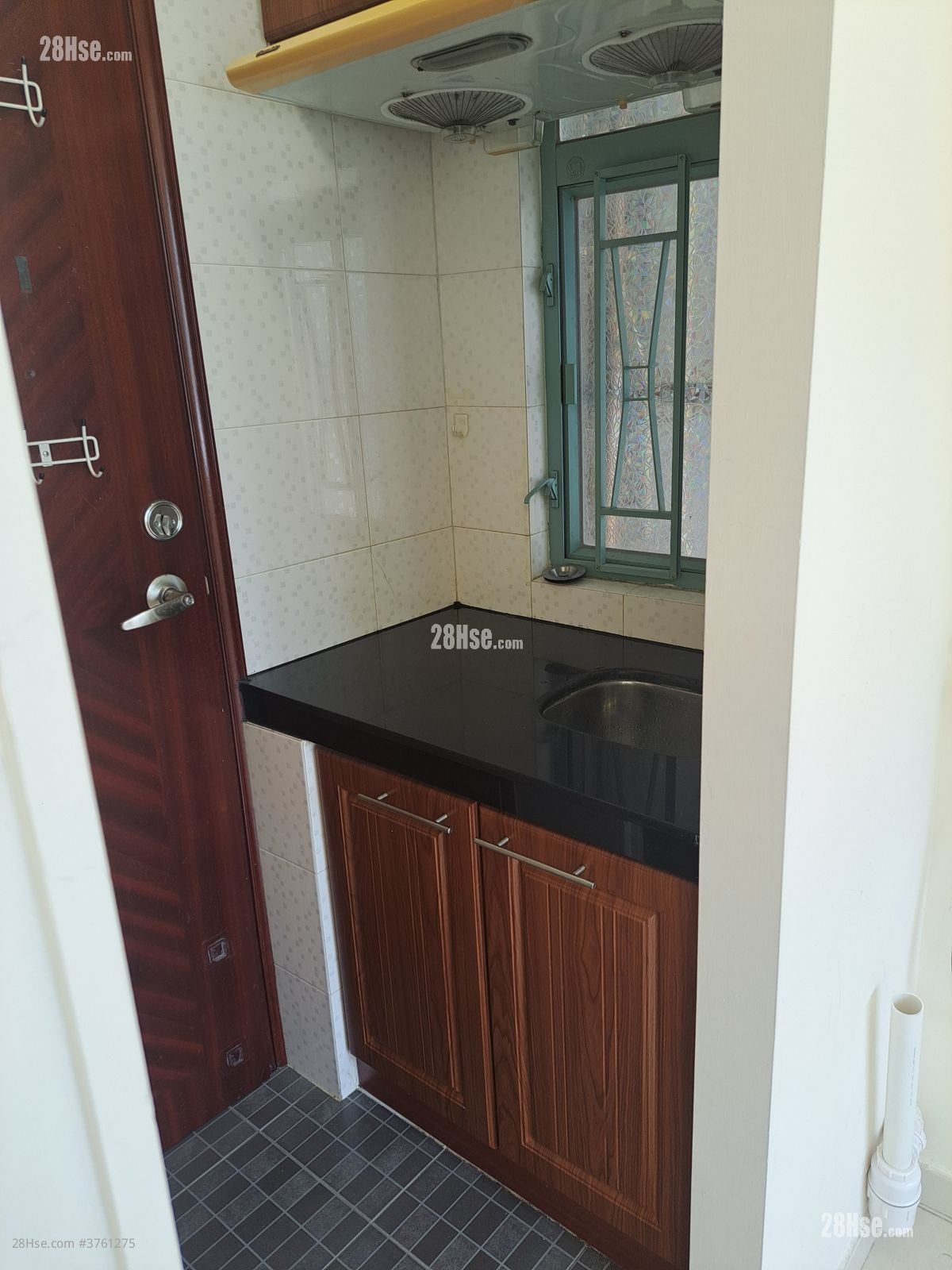 合和大廈 租盤 1 浴室 130 平方呎