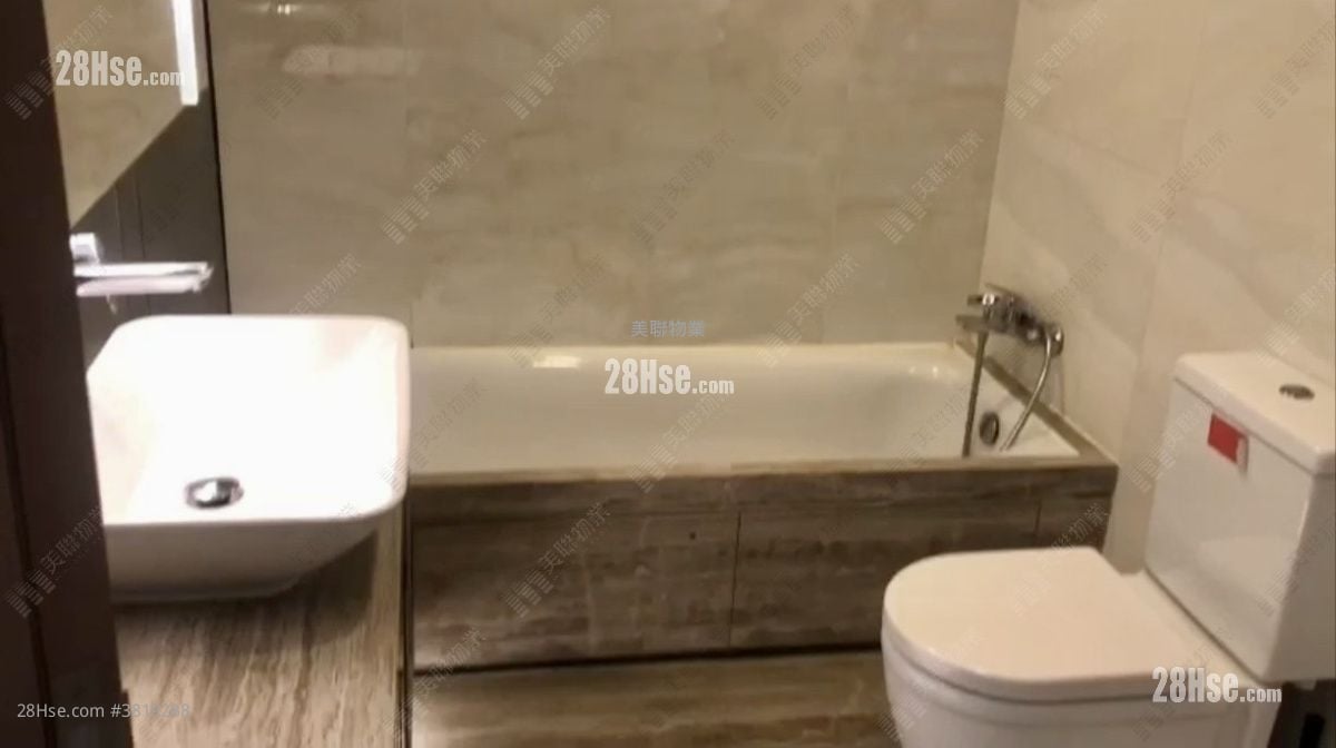 Ocean Pride Sell 2 Bedrooms , 1 Bathroom 530 ft²