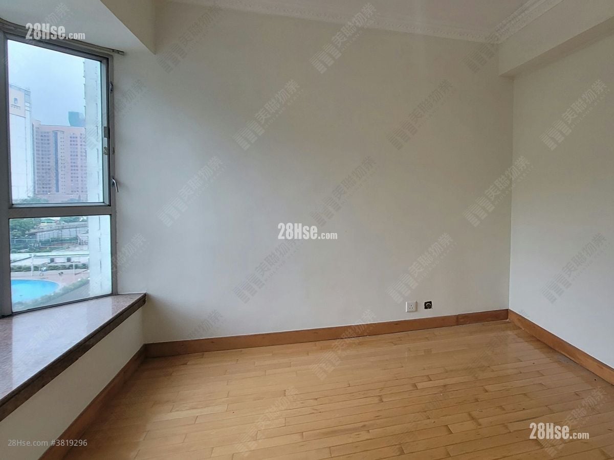 Pictorial Garden Sell 3 Bedrooms 787 ft²