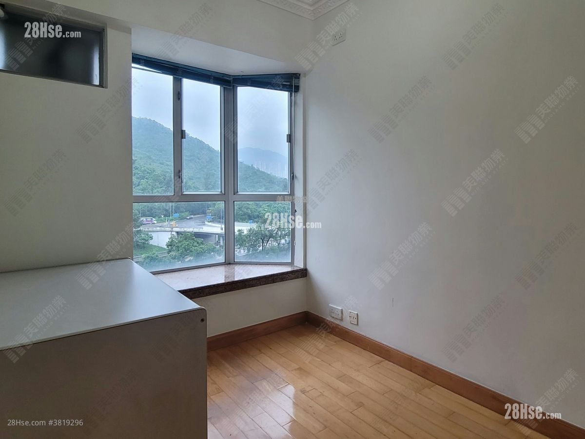 Pictorial Garden Sell 3 Bedrooms 787 ft²