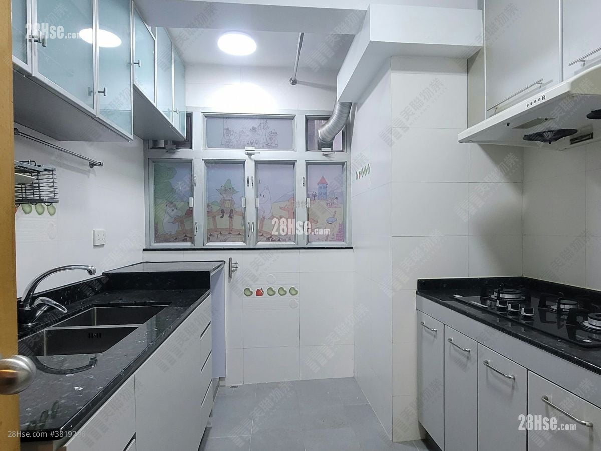 Pictorial Garden Sell 3 Bedrooms 787 ft²