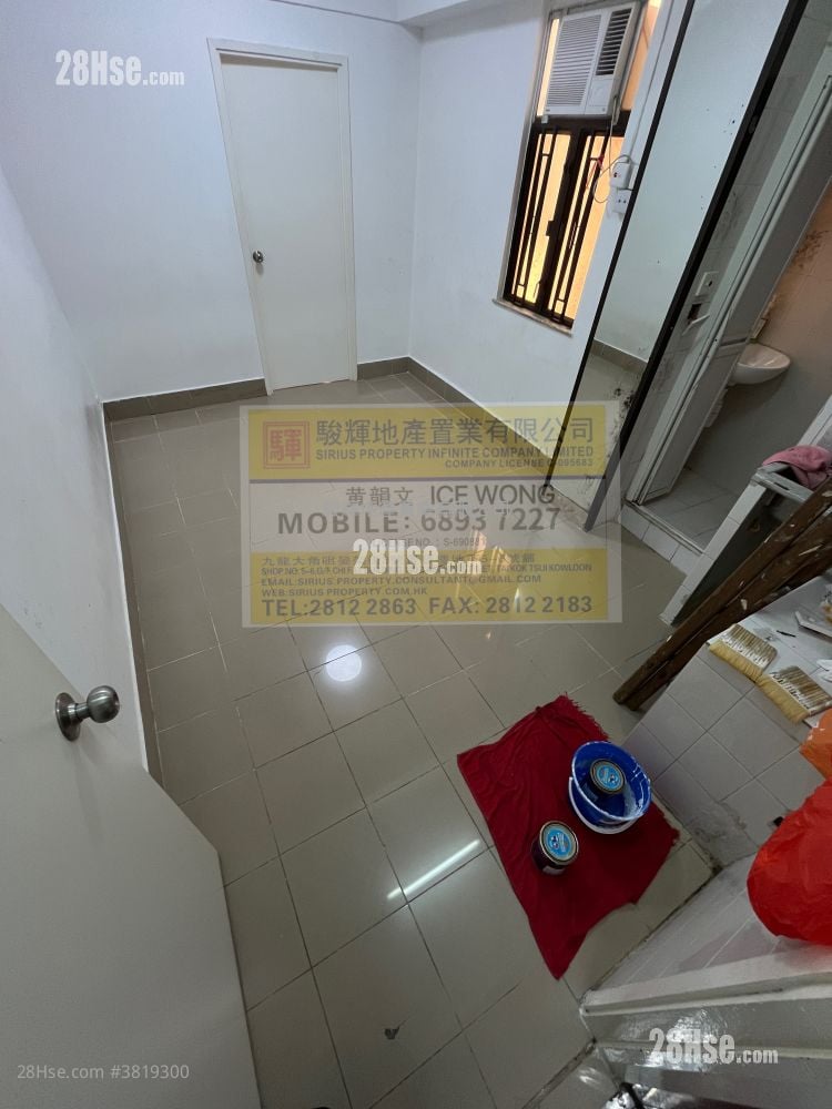 長興大廈 租盤 1 房 , 1 浴室 228 平方呎