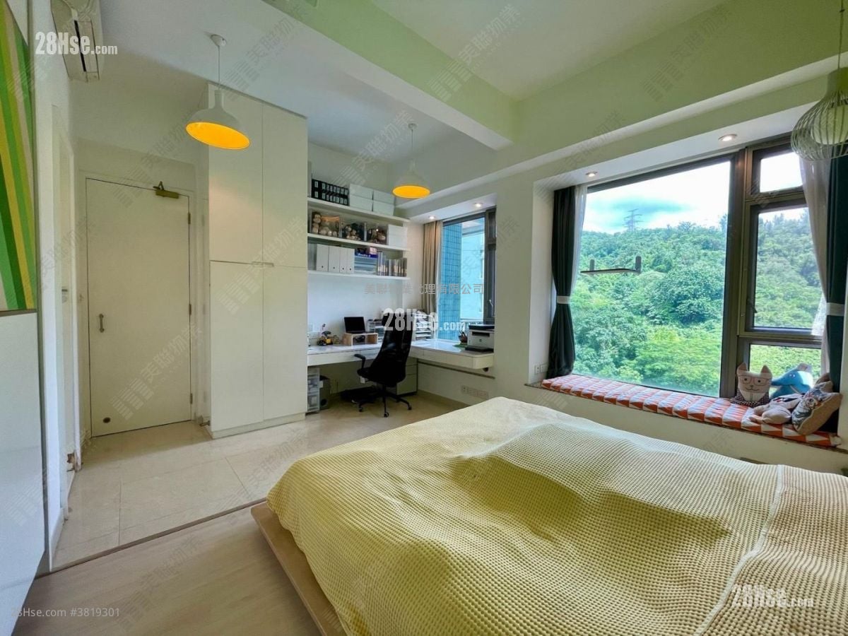 The Cairnhill Sell 2 Bedrooms 634 ft²