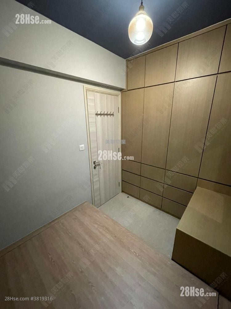 世宙 售盤 2 房 , 1 浴室 427 平方呎