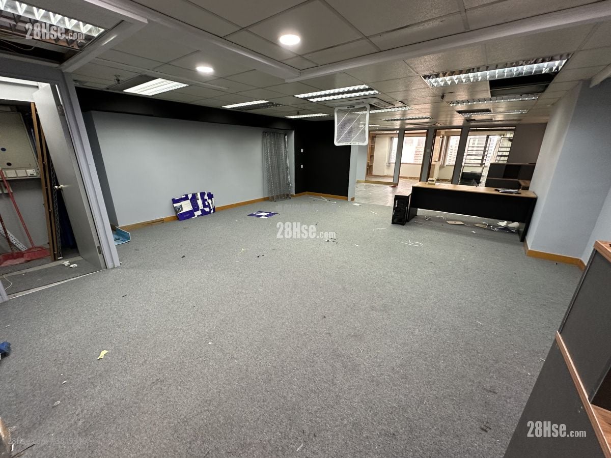 好运工业中心 租盘 1,255 平方尺