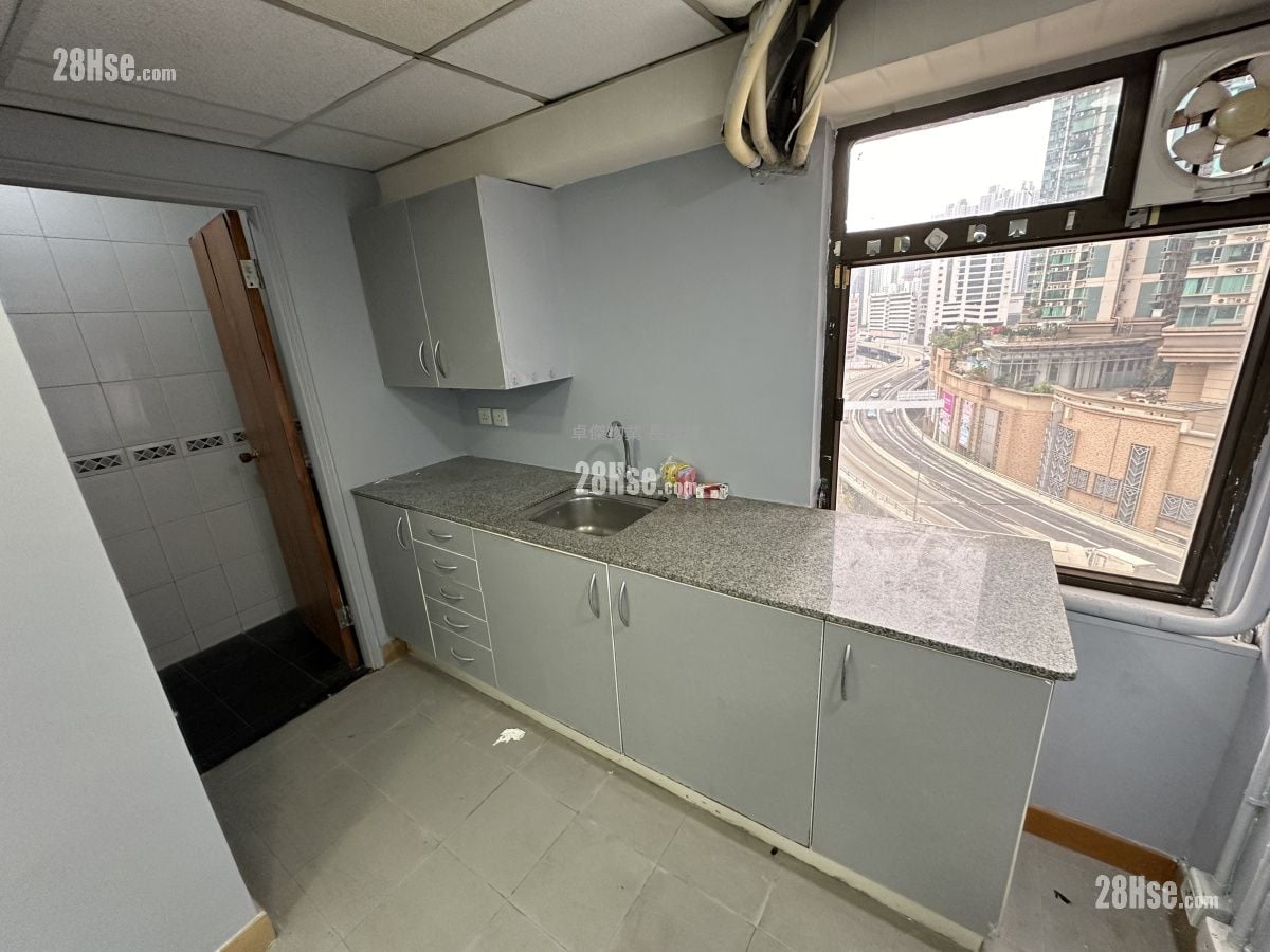 好运工业中心 租盘 1,255 平方尺