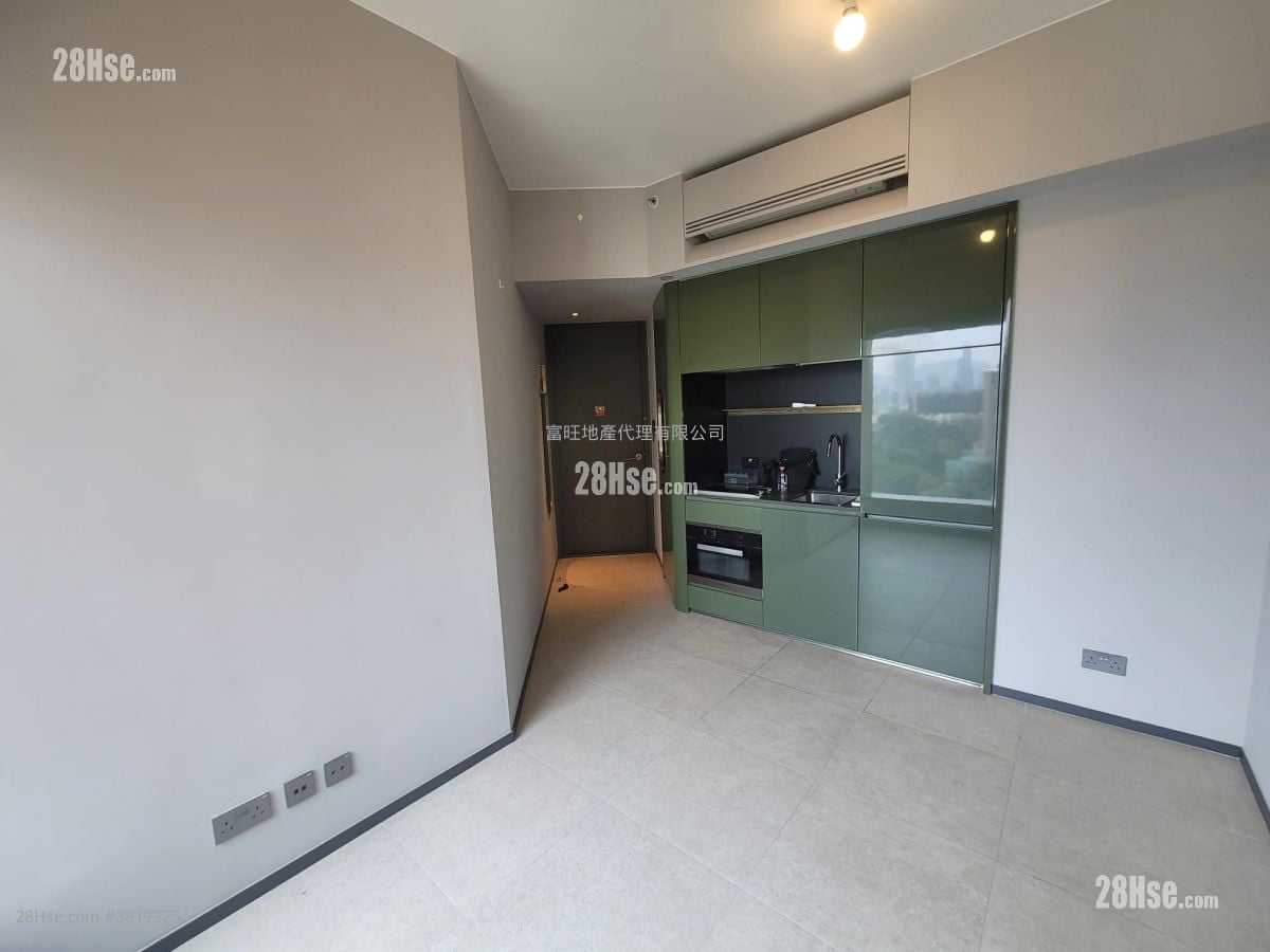 瑧桦 租盘 1 房 , 1 浴室 288 平方尺