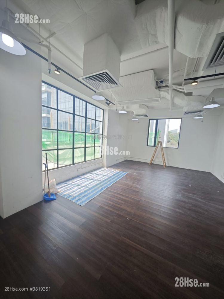 Easy Tower Rental Studio 613 ft²