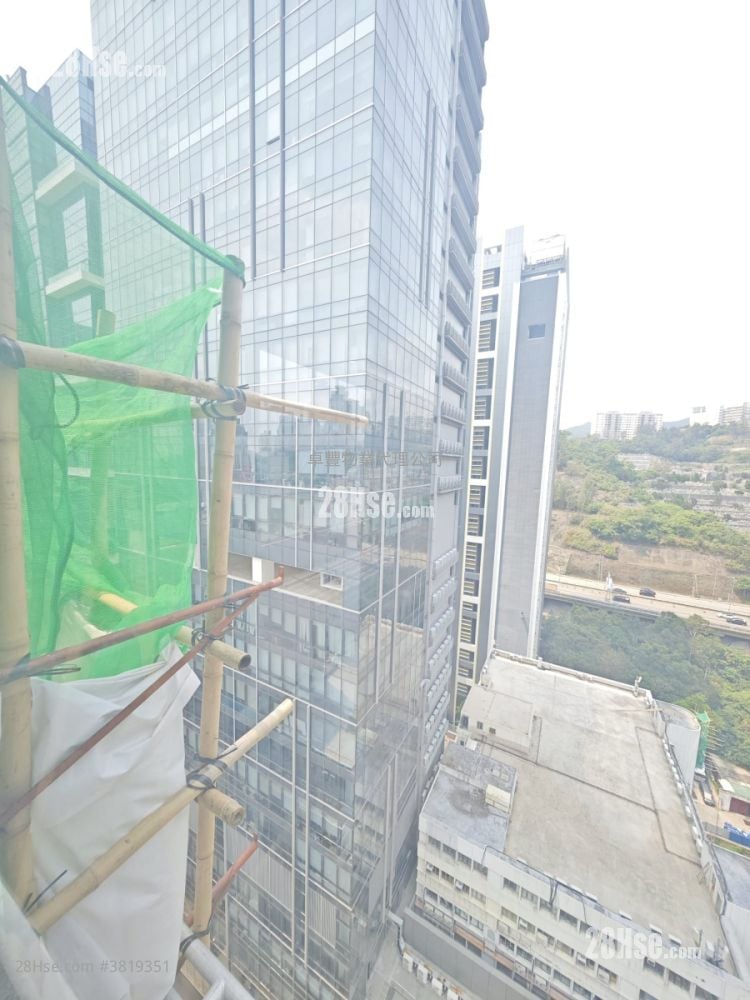 Easy Tower Rental Studio 613 ft²