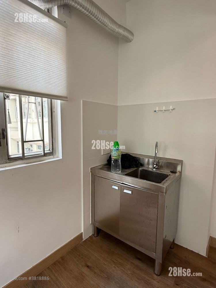 合源楼 租盘 开放式间隔 , 1 浴室 634 平方尺