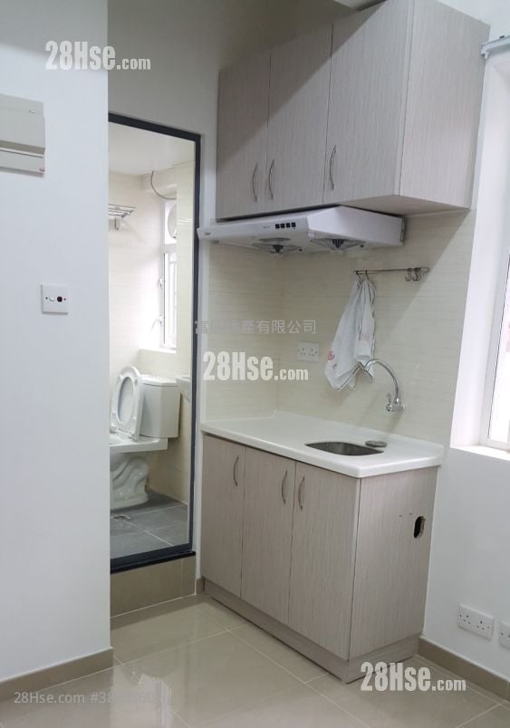 Tung Lo Court Rental 120 ft²