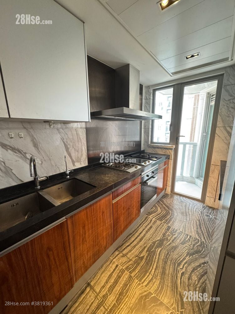 Stars By The Harbour Rental 4 Bedrooms , 2 Bathrooms 1,328 ft²