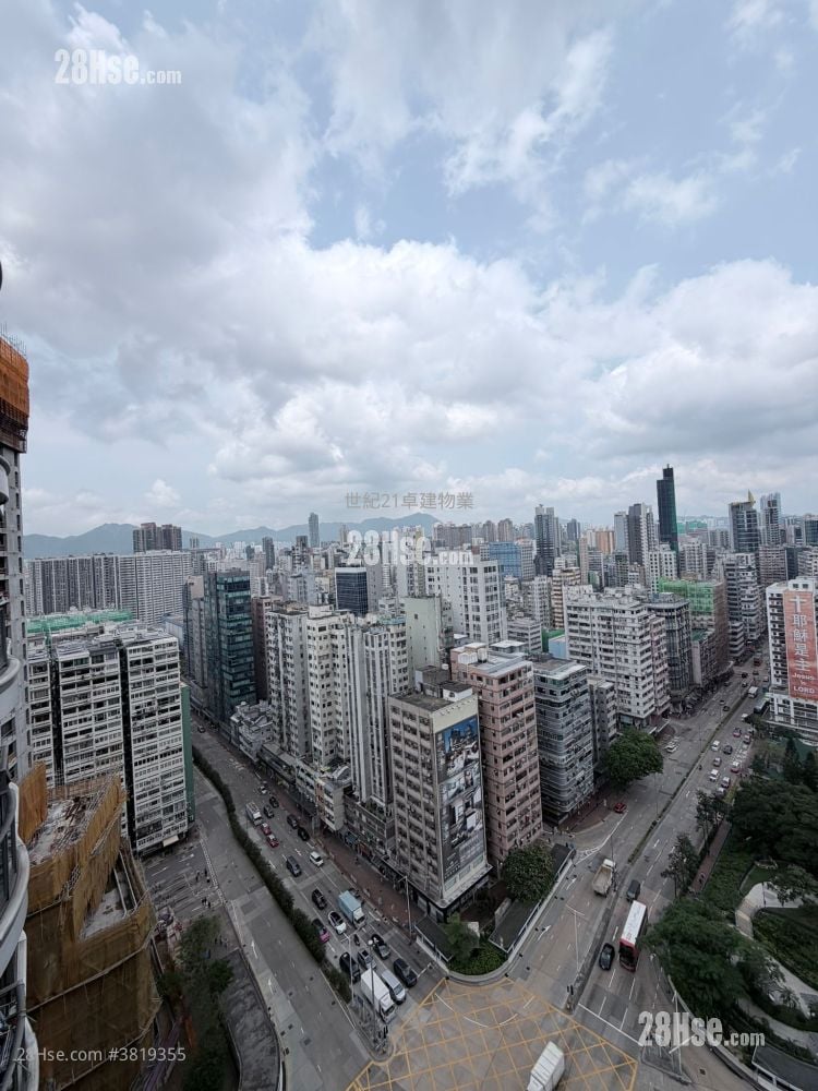 The Austin 租盤 3 房 , 2 浴室 923 平方呎