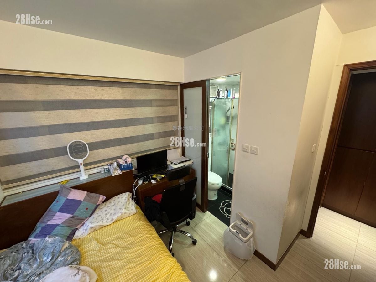 Balwin Court Rental 3 Bedrooms , 2 Bathrooms 649 ft²