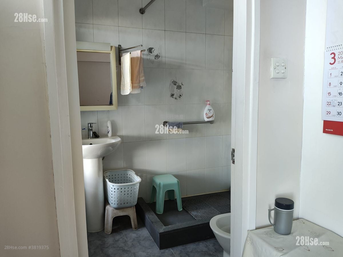 華景山莊 售盤 3 房 , 2 浴室 873 平方呎