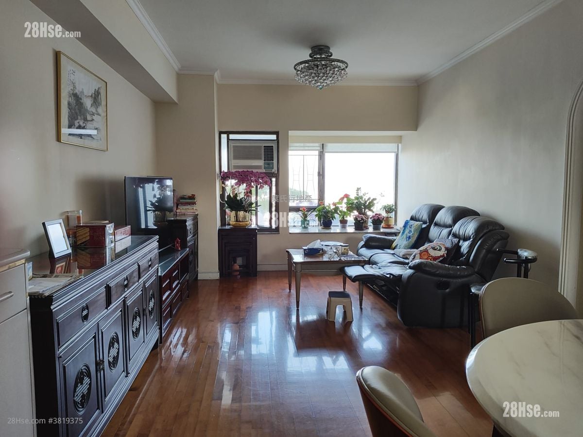 華景山莊 售盤 3 房 , 2 浴室 873 平方呎