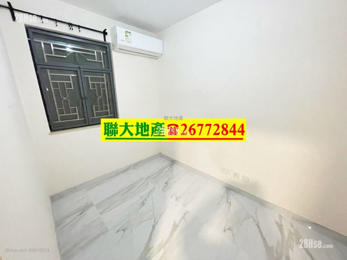 Village Rental 3 Bedrooms , 1 Bathroom 630 ft²