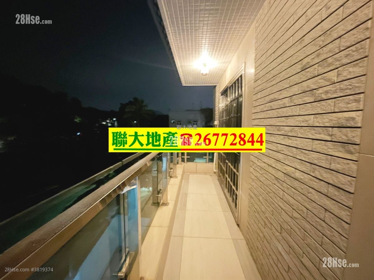 Village Rental 3 Bedrooms , 1 Bathroom 630 ft²