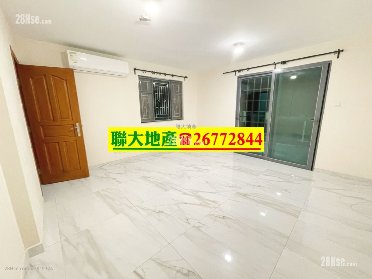 Village Rental 3 Bedrooms , 1 Bathroom 630 ft²