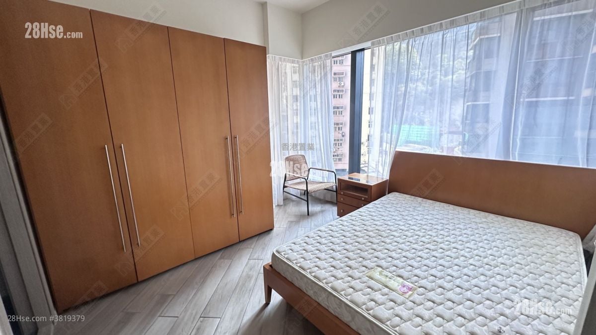 Fleur Pavilia Rental 4 Bedrooms , 3 Bathrooms 877 ft²