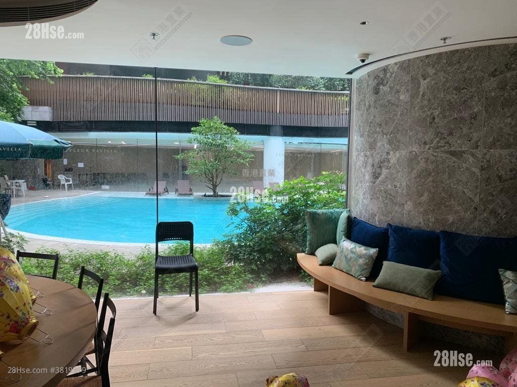 Fleur Pavilia Rental 4 Bedrooms , 3 Bathrooms 877 ft²