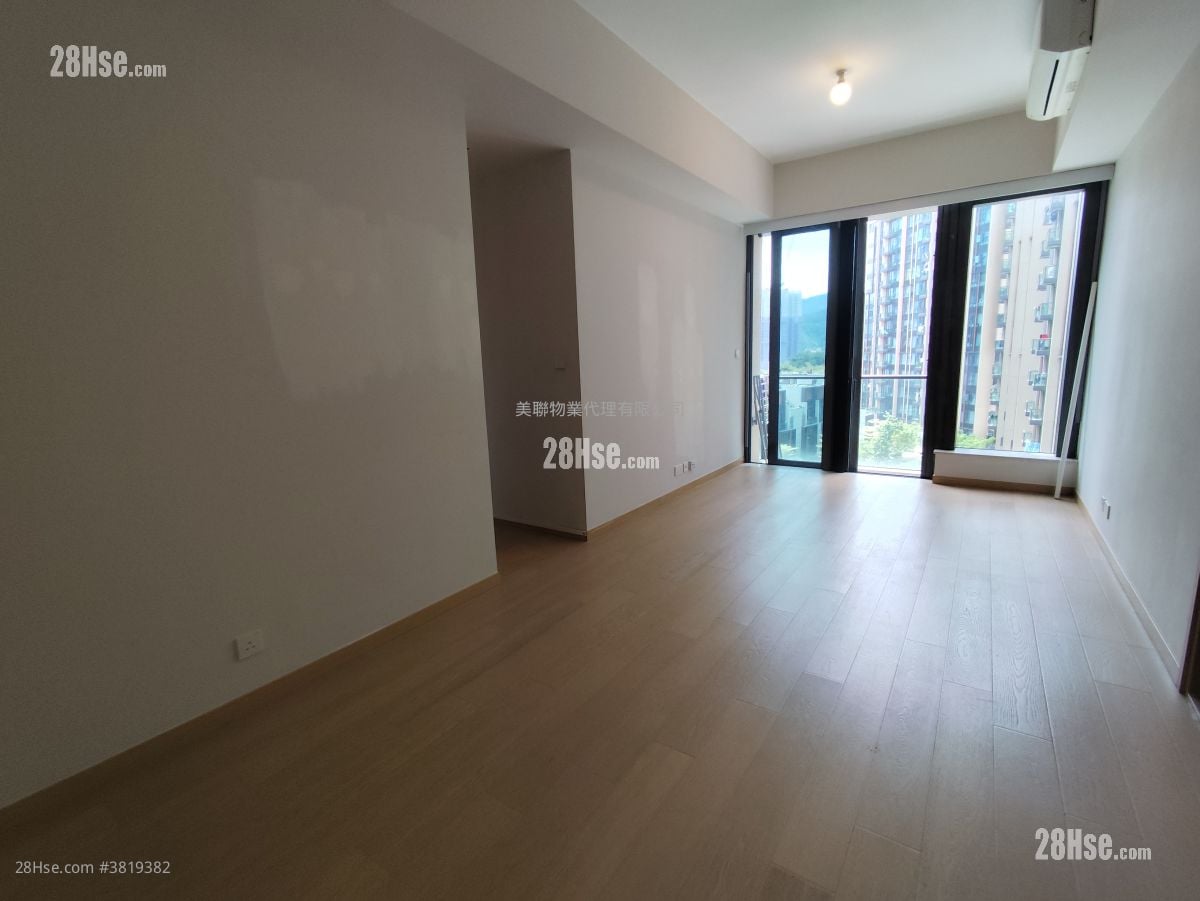 山水盈 售盤 3 房 , 3 浴室 916 平方呎