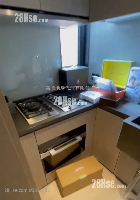 柏傲莊 售盤 3 房 , 2 浴室 679 平方呎