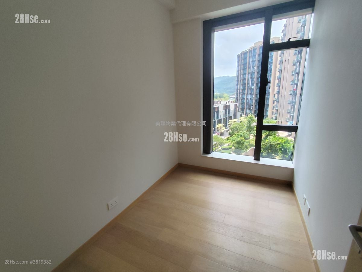 山水盈 售盤 3 房 , 3 浴室 916 平方呎