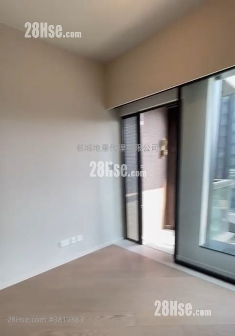 柏傲莊 售盤 3 房 , 2 浴室 679 平方呎