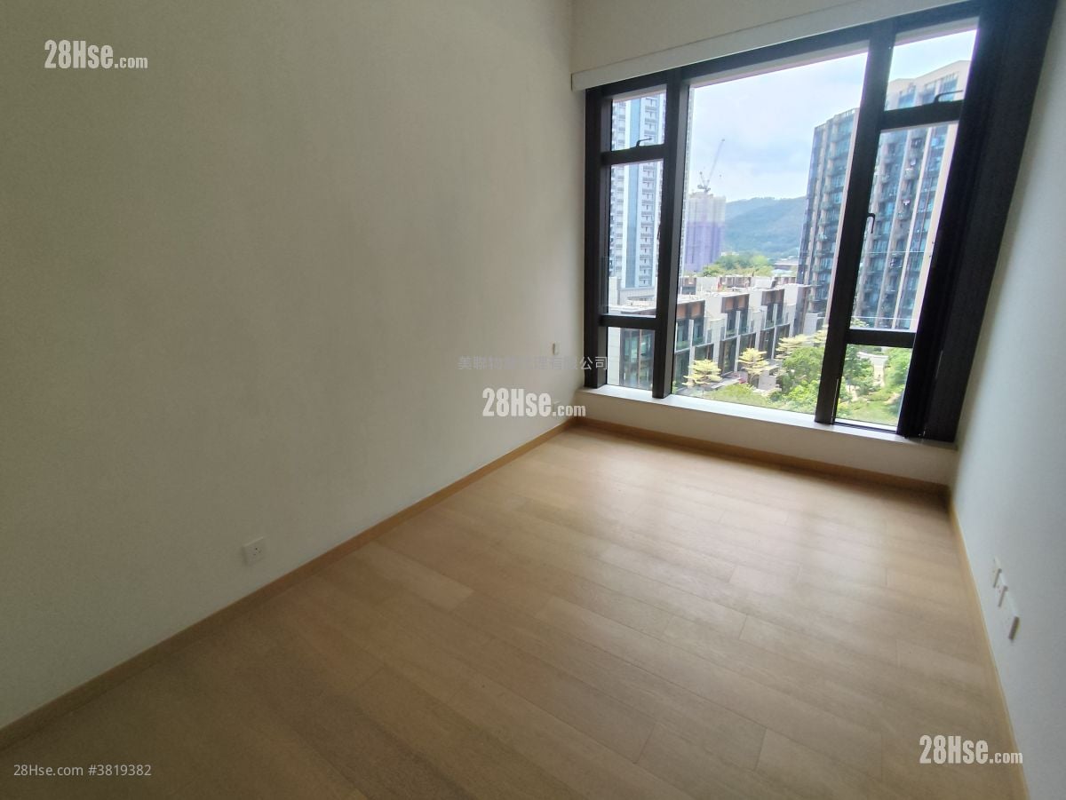 山水盈 售盤 3 房 , 3 浴室 916 平方呎