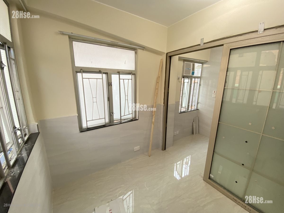 Man Yue Building Rental 1 Bedroom , 1 Bathroom 220 ft²