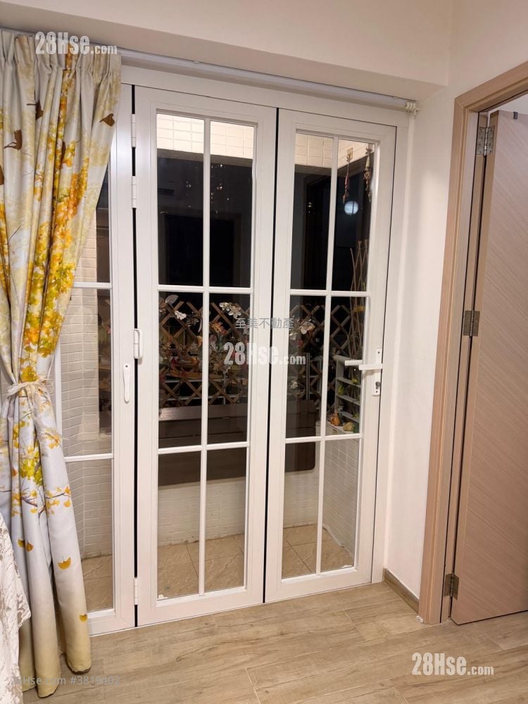 廳: 港灣豪庭 租盤 2 房 , 1 浴室 347 平方呎