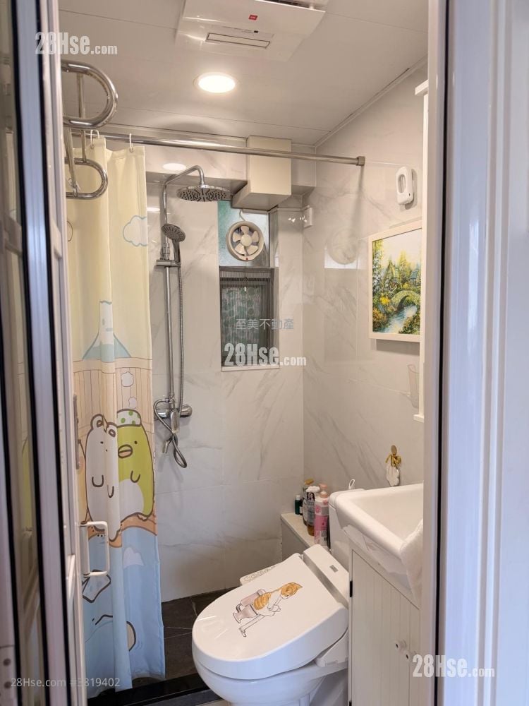 浴室: 港灣豪庭 租盤 2 房 , 1 浴室 347 平方呎