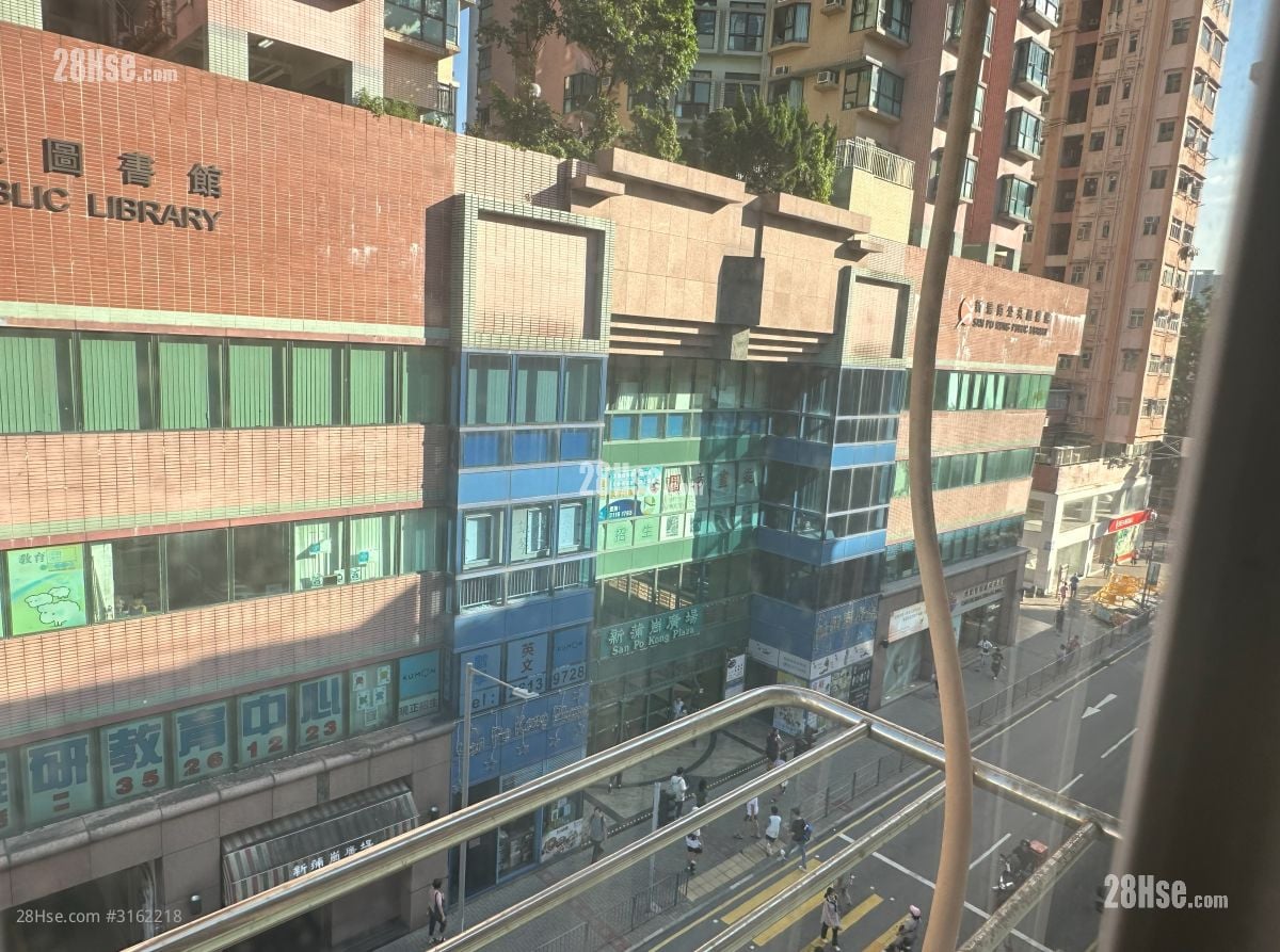 Man Yue Building Rental 1 Bedroom , 1 Bathroom 220 ft²