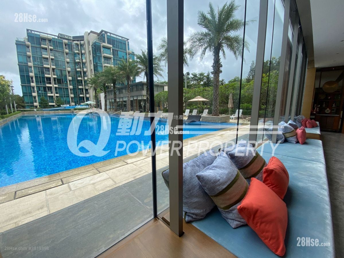 The Mediterranean Sell 2 Bedrooms , 1 Bathroom 699 ft²