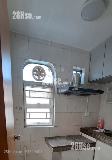 Village Rental 3 Bedrooms , 1 Bathroom