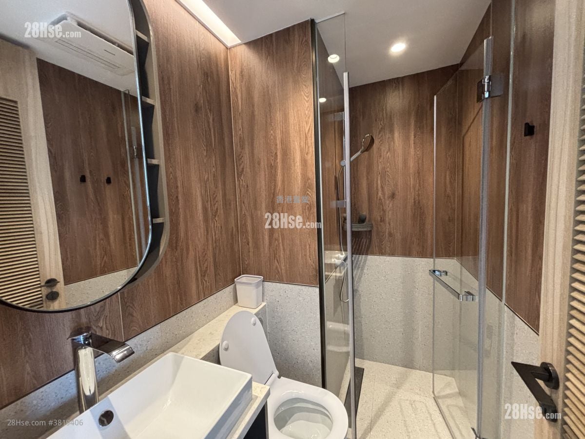 Bondlane Rental 266 ft²