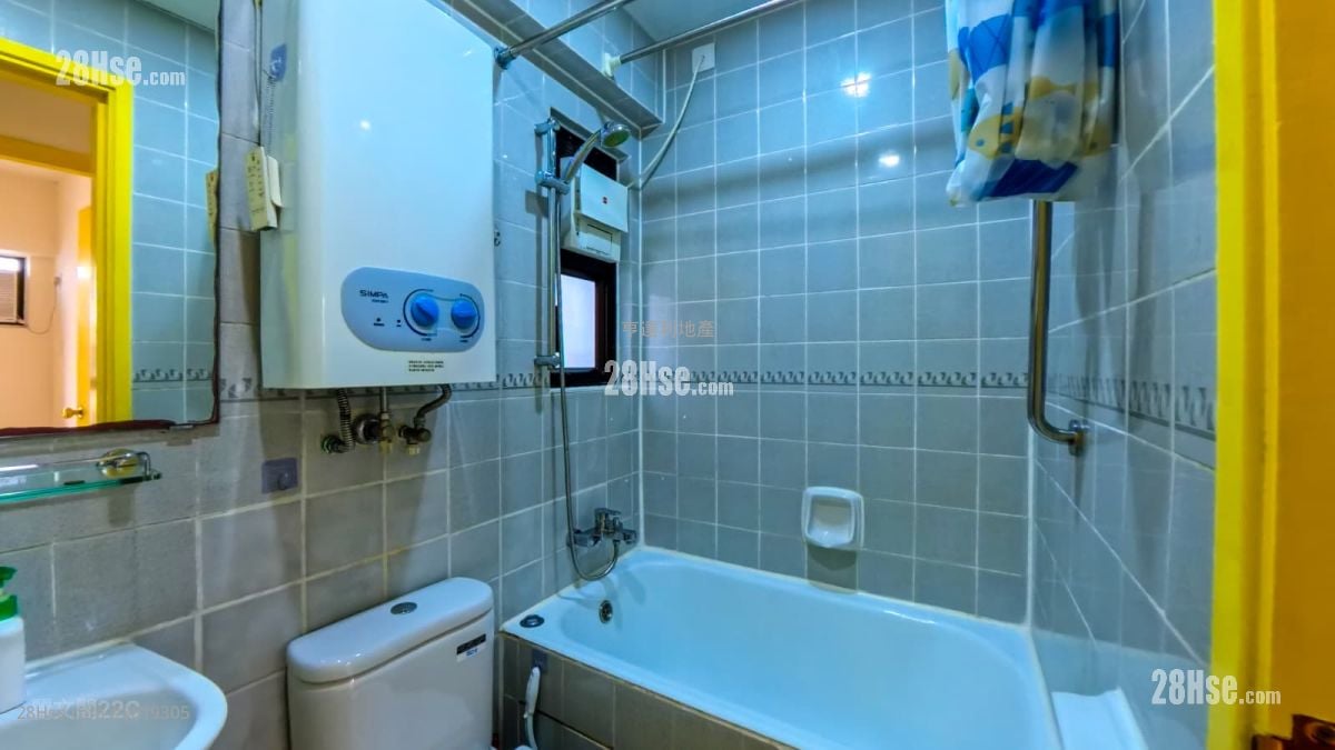 Shaukeiwan Plaza Rental 2 Bedrooms , 1 Bathroom 344 ft²