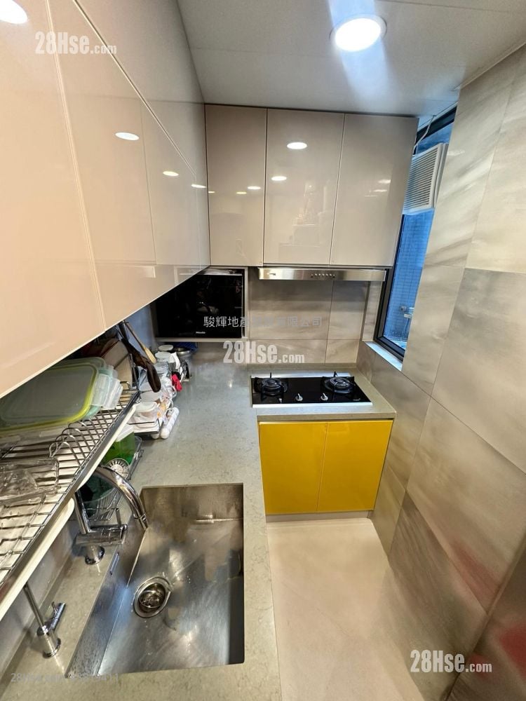 Cite 33 Sell 1 Bedroom , 1 Bathroom