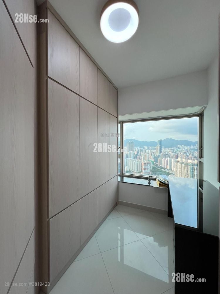 Sorrento Rental 2 Bedrooms 853 ft²