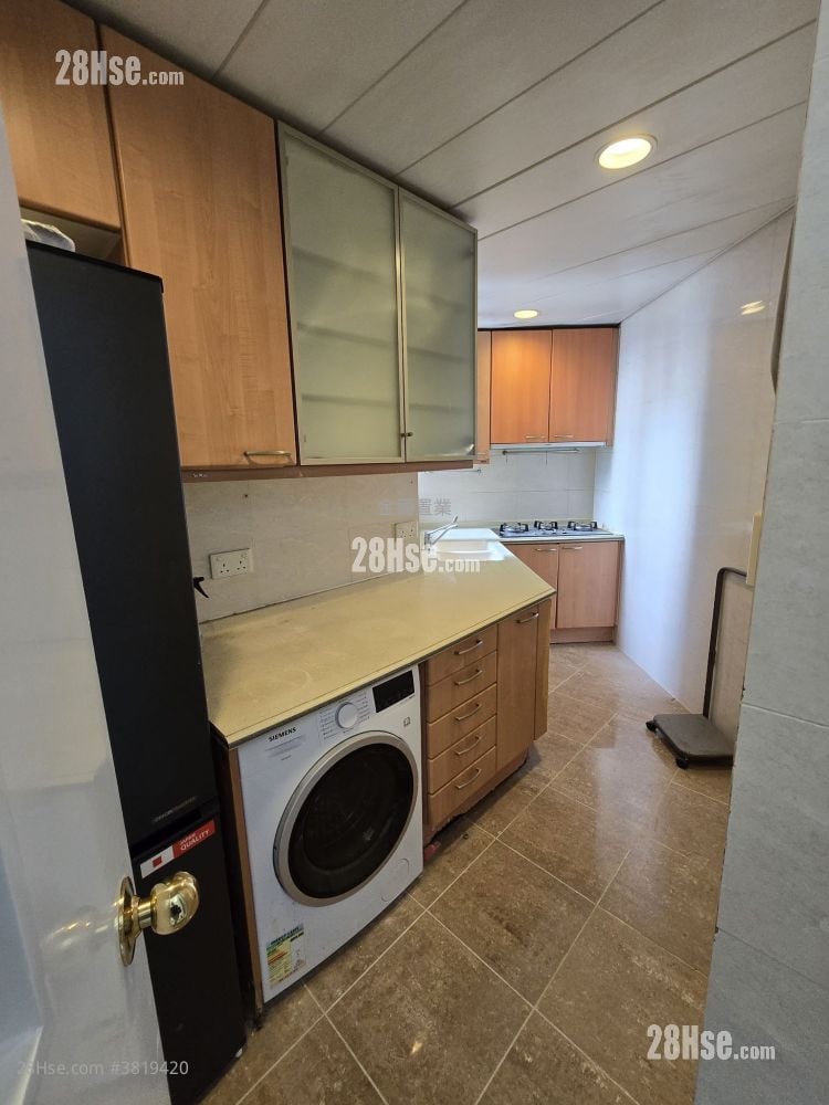 Sorrento Rental 2 Bedrooms 853 ft²