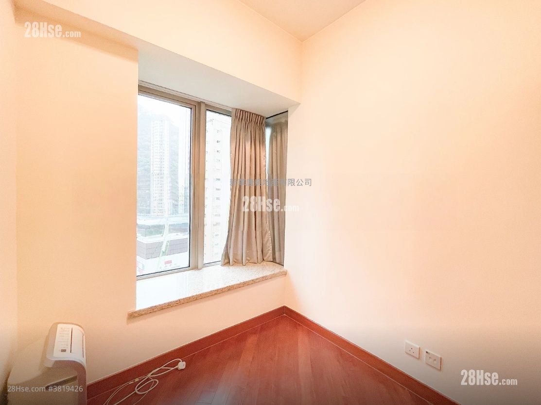 The Avenue Rental 2 Bedrooms , 1 Bathroom 552 ft²