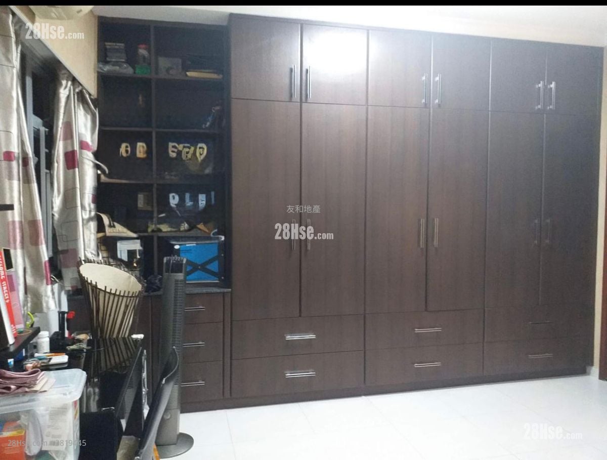 Kingsland Villa Sell 3 Bedrooms , 2 Bathrooms 741 ft²