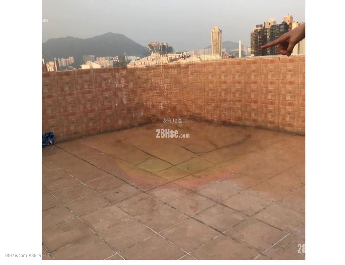 Kingsland Villa Sell 3 Bedrooms , 2 Bathrooms 741 ft²