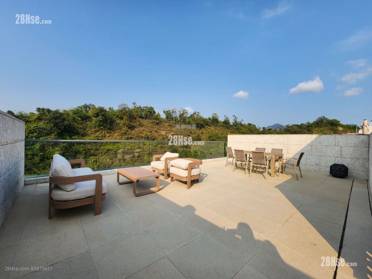 天台: 澐沣 售盘 4 房 , 4 浴室 1,790 平方尺