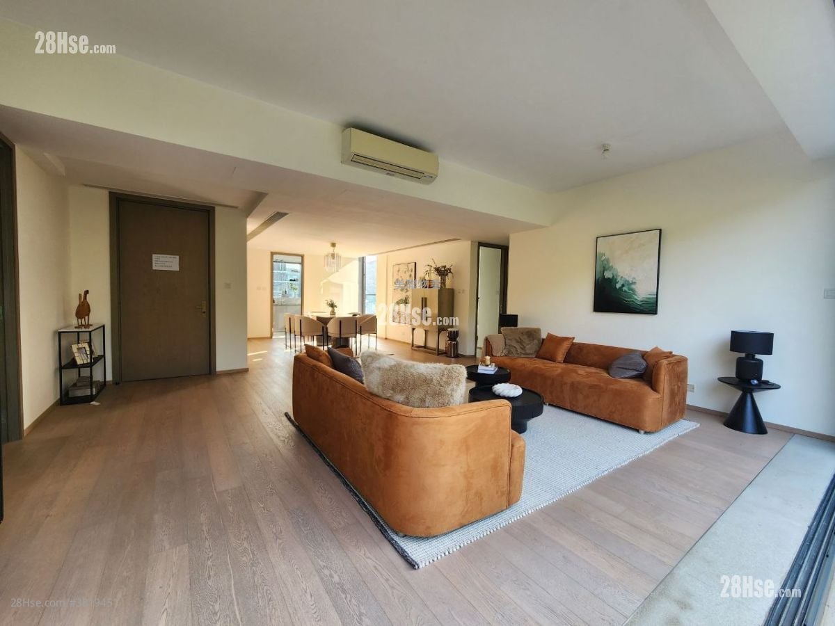 厅: 澐沣 售盘 4 房 , 4 浴室 1,790 平方尺