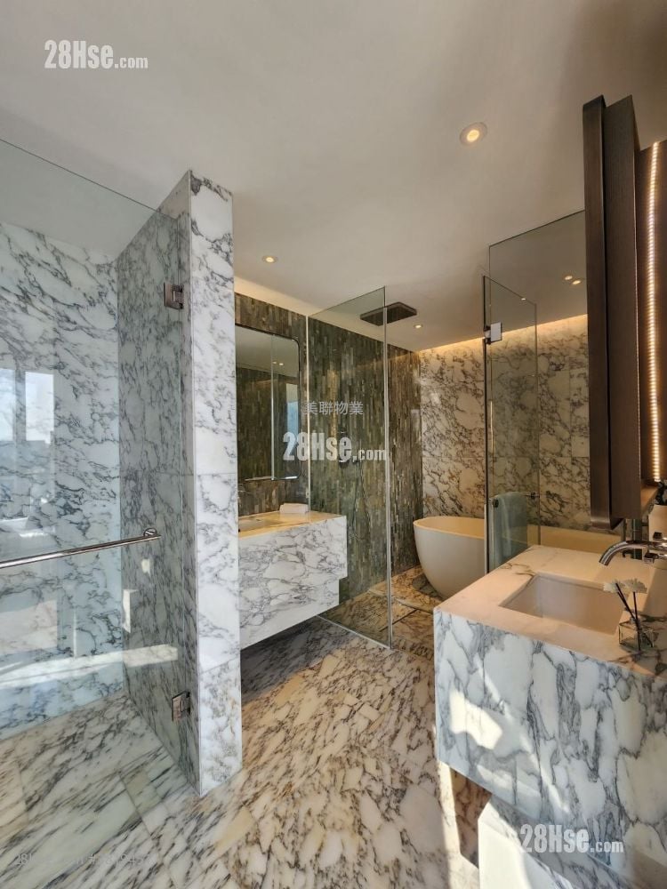 浴室: 澐沣 售盘 4 房 , 4 浴室 1,790 平方尺