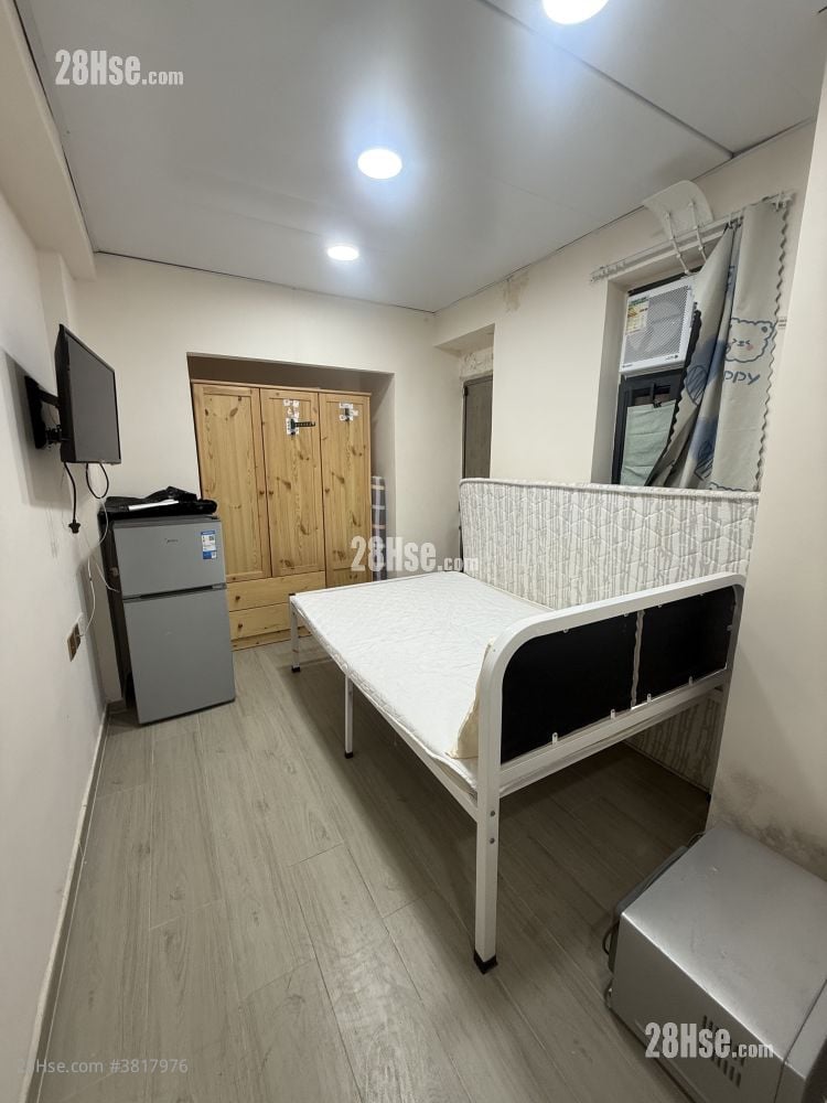 华都大厦 租盘 150 平方尺