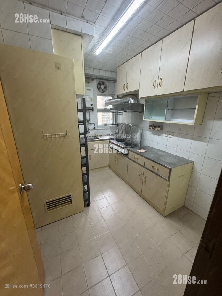 美孚新邨 售盤 3 房 , 2 浴室 907 平方呎